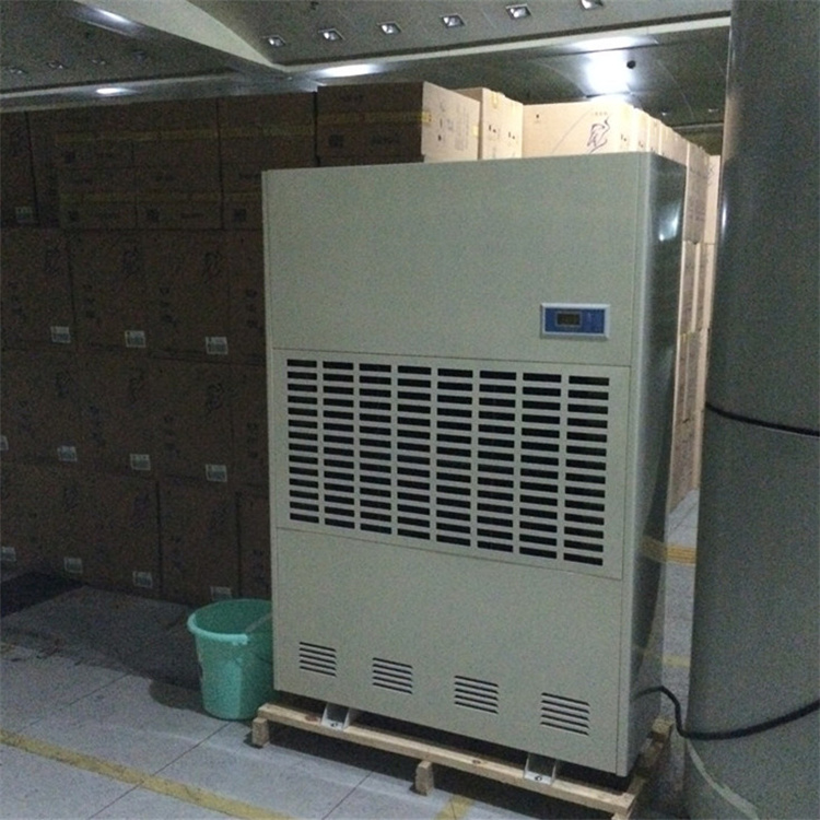 室內(nèi)除濕巧用除濕機(jī)，簡(jiǎn)單一招解決除濕難題
